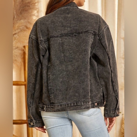 Savanna Jane Studded Denim Jacket Large - Picture 2 of 6